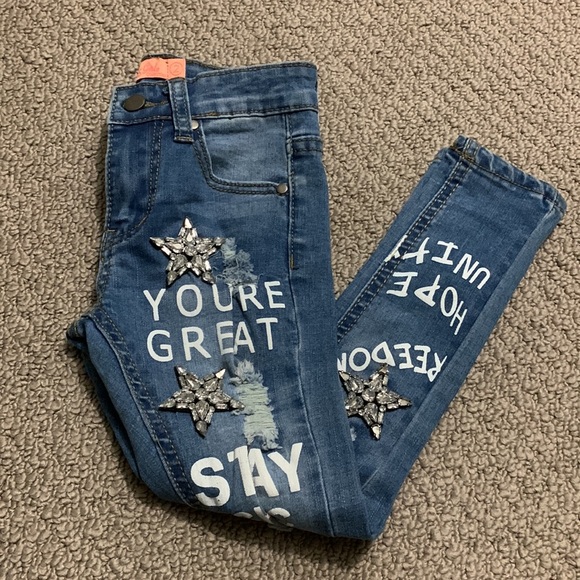 PARIS GIRLS DENIM GRAFFITI JEANS SIZE 2 - Picture 7 of 8